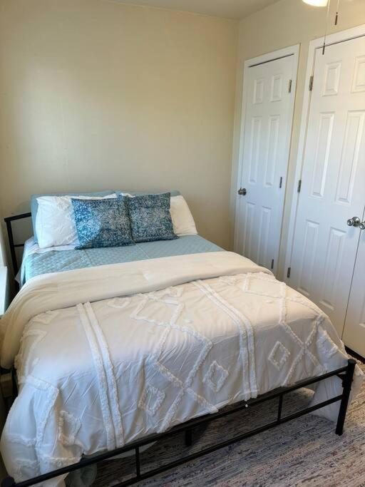 Walk To The Alamodome! Sleeps 6, Pet Friendly Apartamento San Antonio Exterior foto